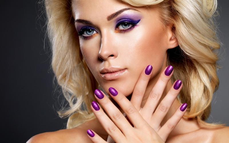 Маникюр для блондинок