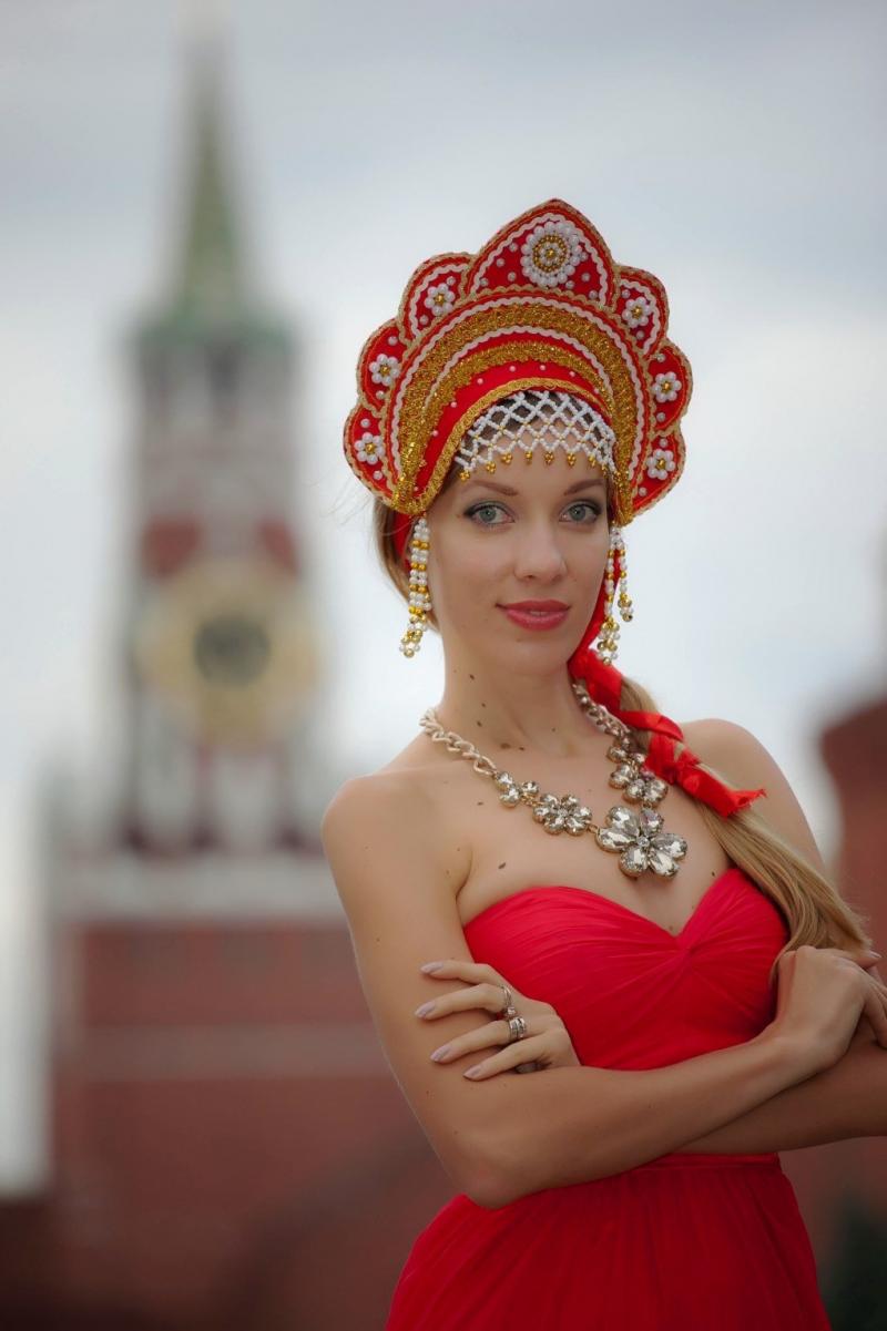 Наряды русских красавиц