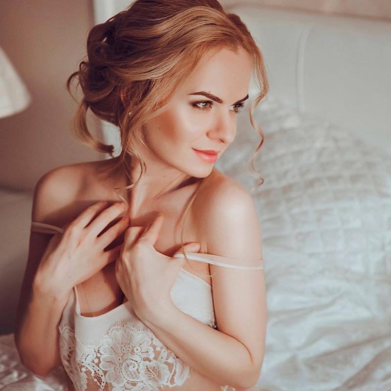 Ласковый образ девушки