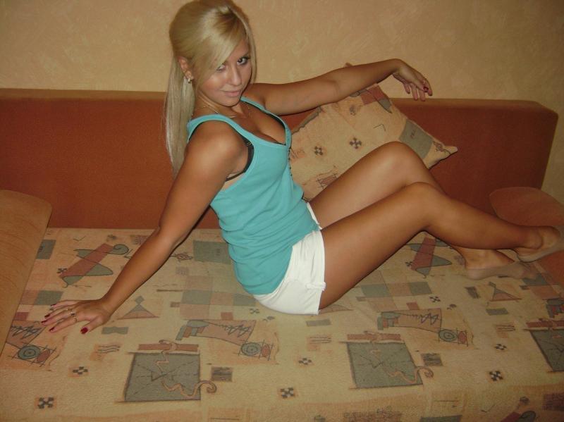 Русские девушки блондинки - домашние фото