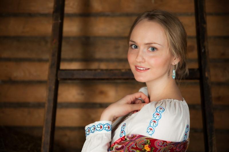Славянская внешность женщины