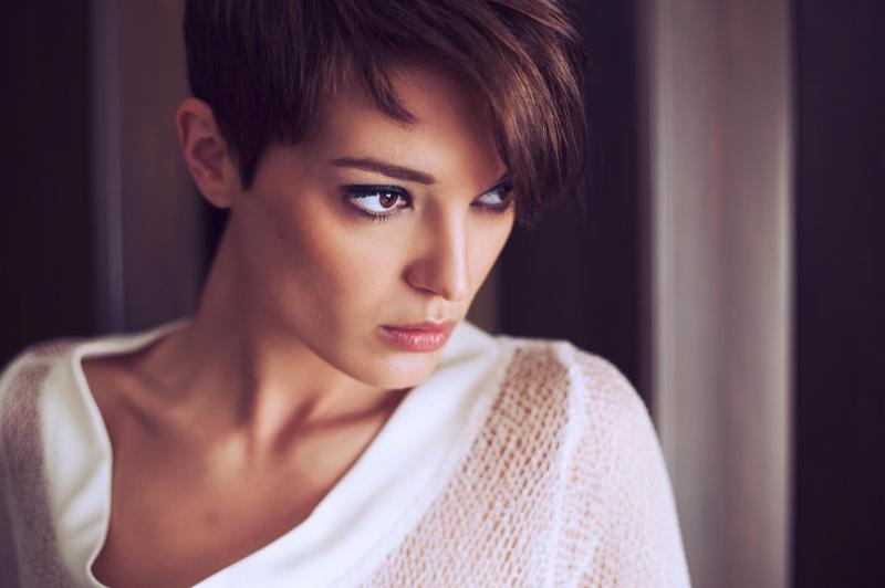 Стрижки для брюнеток на короткие волосы