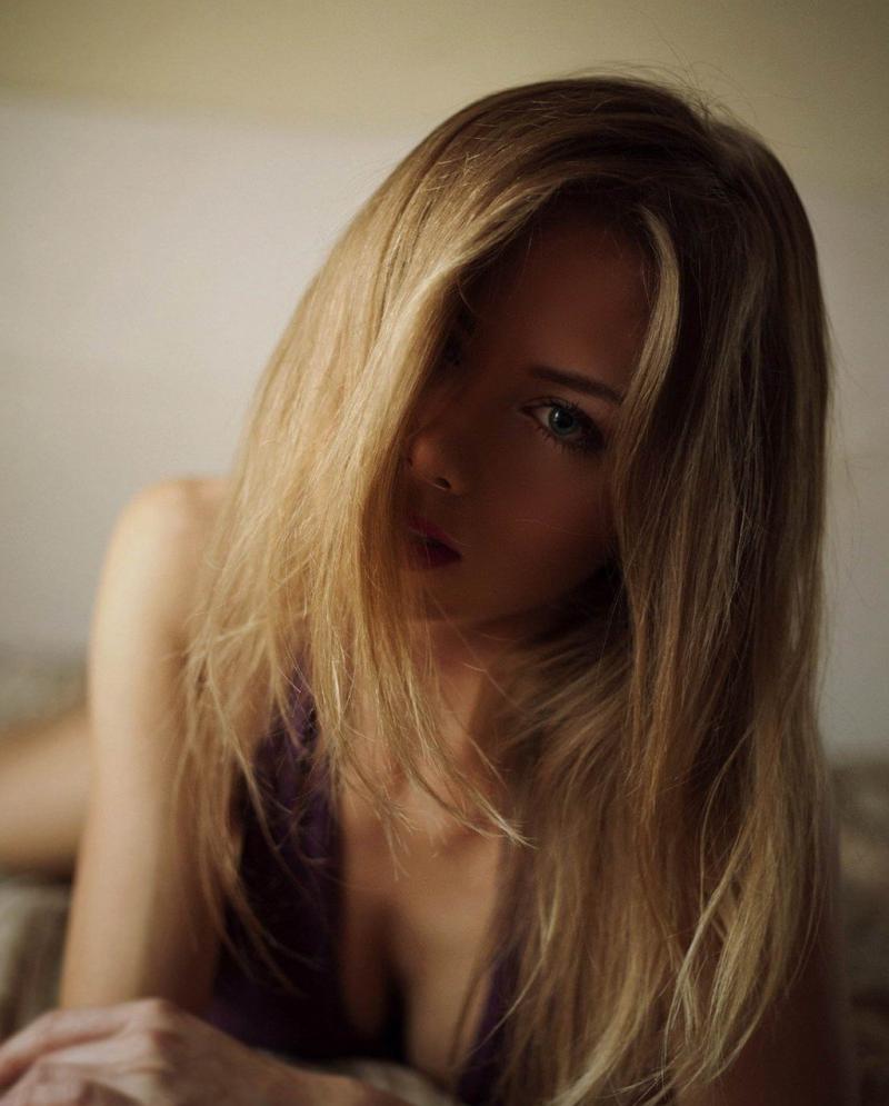 Светленькие девушки ( 35 фото )