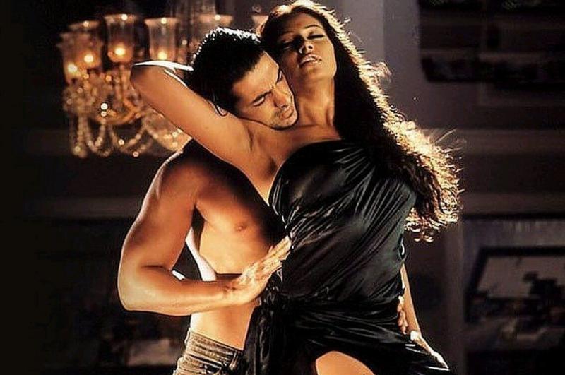 Танец парня и девушки