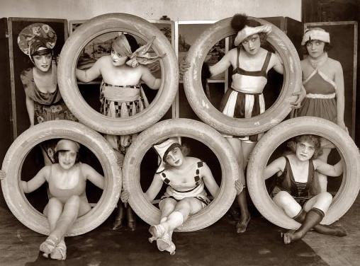 Фото: Девушки с 1900 по 1930 год