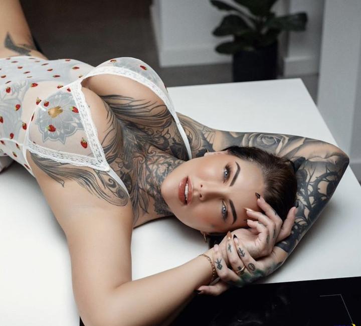 Фото: Расписные девушки на 2021.12.01