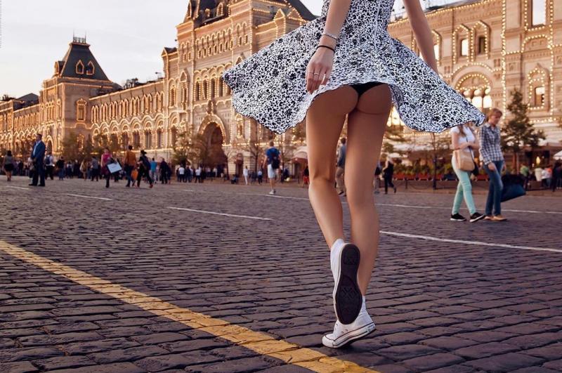 Непристойні дівчата