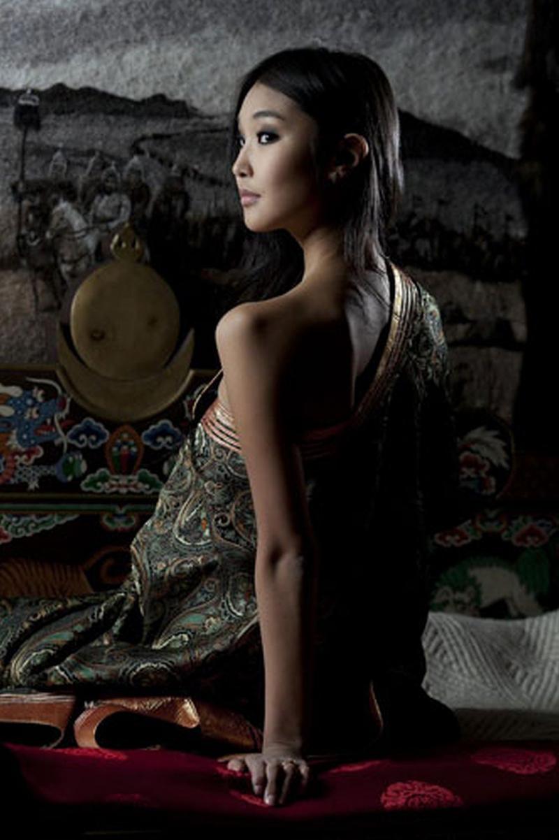 Бурятские красавицы (43 фото)