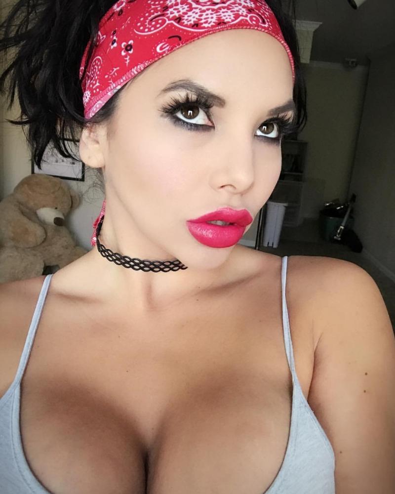 Модель - Missy Martinez (61 фото)