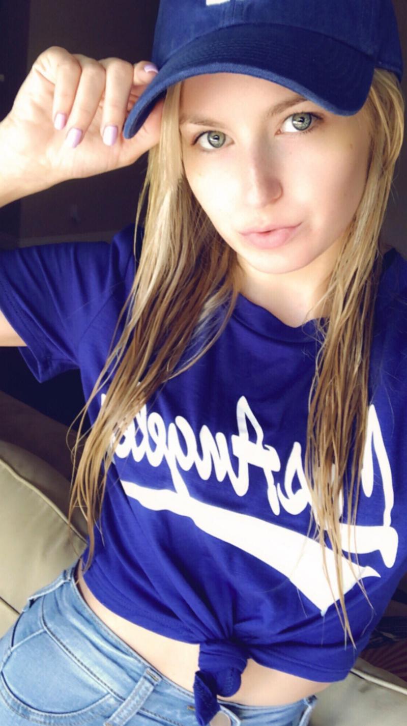 Фото - Модель:  Scarlett Sage