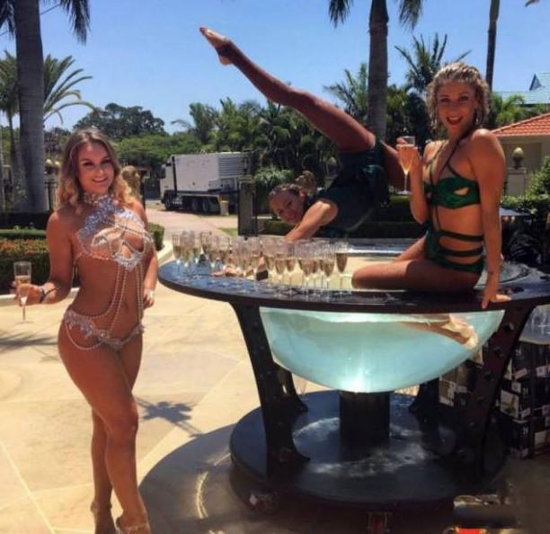 Фото: Особенные фото с девушками