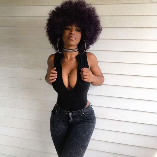 Фото: Темнокожая модель с нетипичной фигурой стала новой звездой социальных сетей