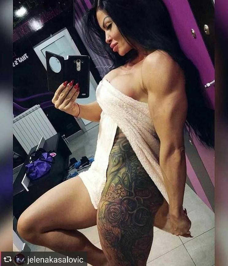 Фото: Как дела в качалке, девушки?