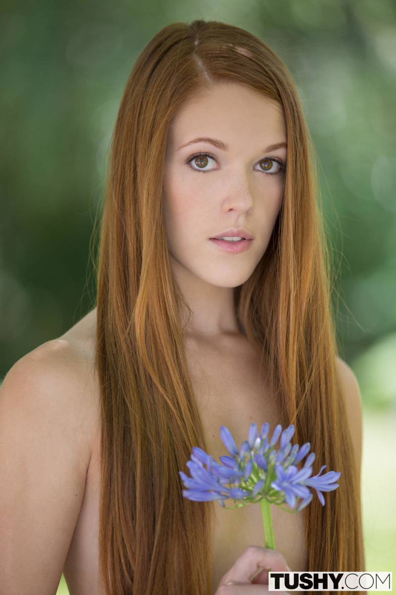 Фото - Модель:  Kimberly Brix