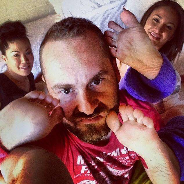 Фото: Как живёт муж порнозвезды?