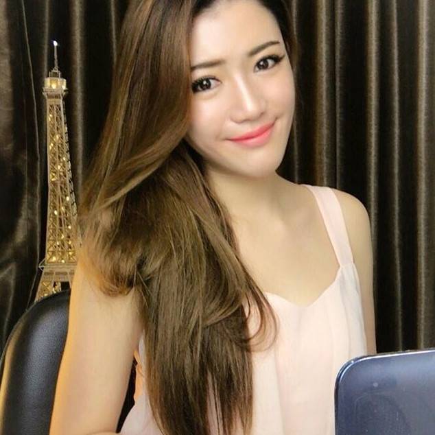 Фото: Прелестная учительница британского Бенджаван Сом