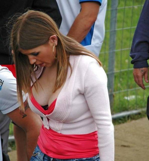 Фото: Девушки с натуральной грудью внушительных размеров