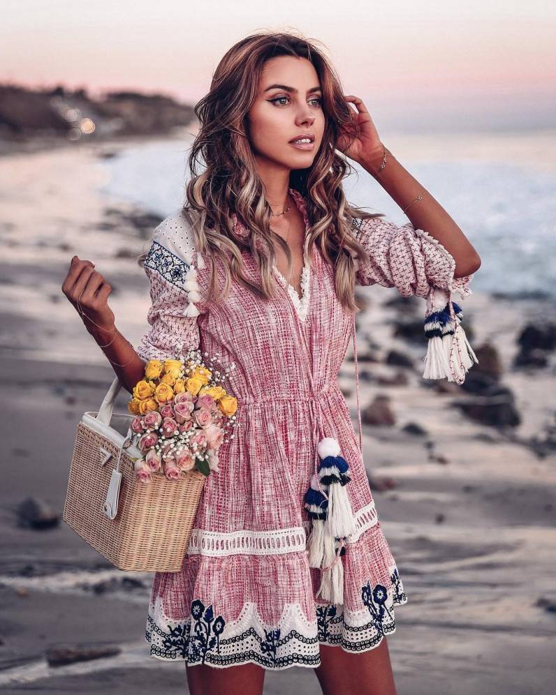 Летние образы: стильная летняя одежда для девушек