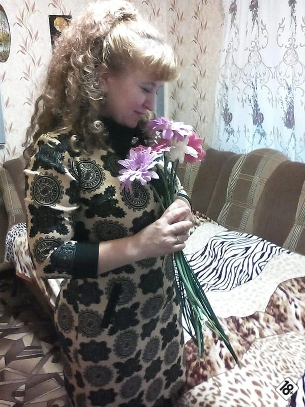 Частные фото тёти Мары— соблазнительные формы в деталях